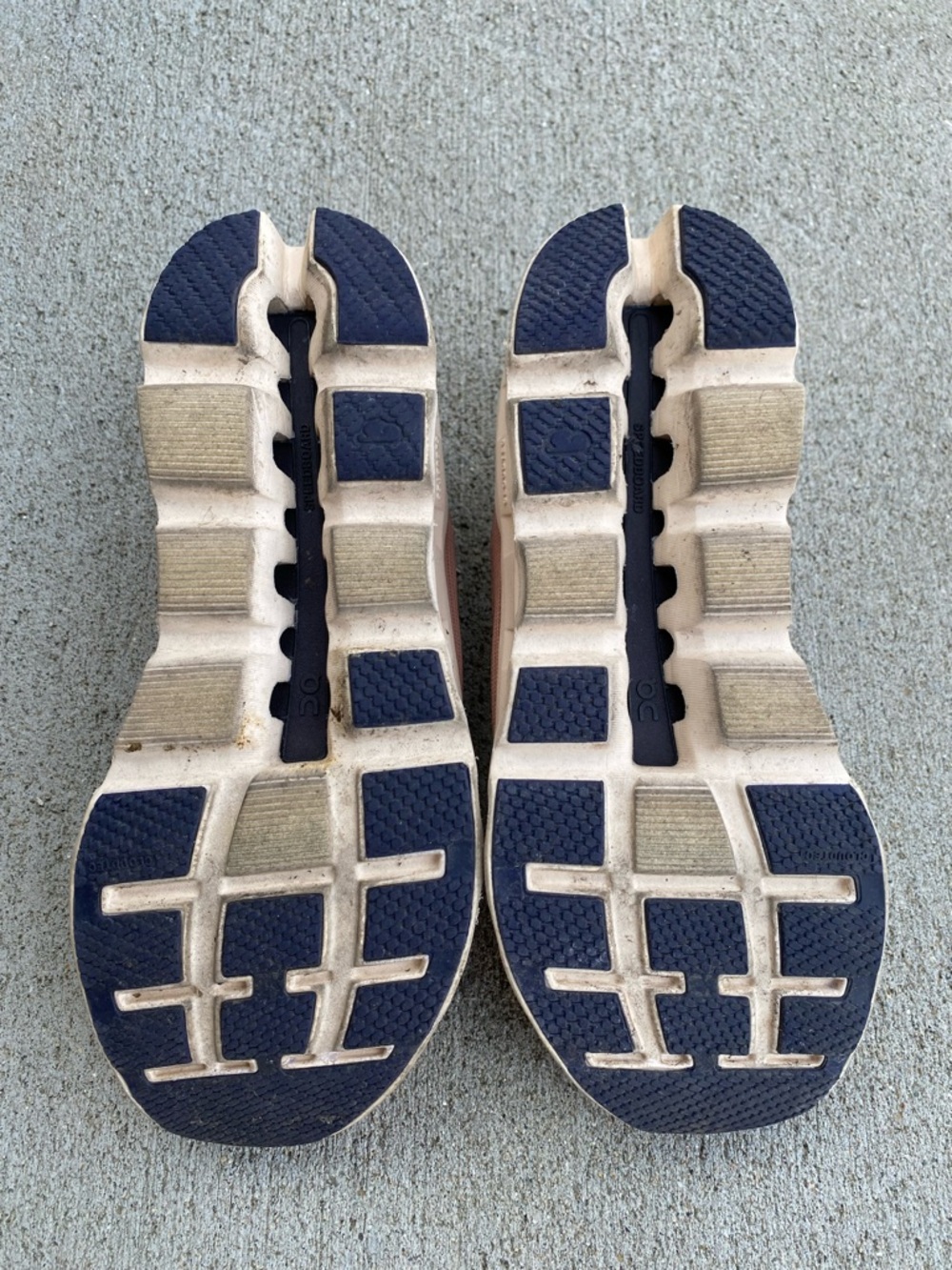 On Running cloud stratus Sneakers - Picture 5 of 6